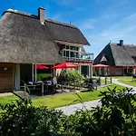 Vakantiehuis Hello Holidays Residenz - Haus Erde - Penthouse - Sauna - Parkplatz Bad Zwischenahn
