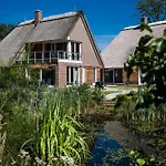 Hello Holidays Residenz - Haus Erde - Penthouse - Sauna - Parkplatz Bad Zwischenahn