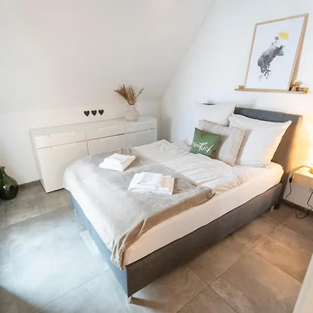 Residenz - Haus Erde - Penthouse - Sauna - Parkplatz Holiday home Bad Zwischenahn