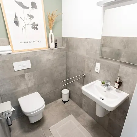 Residenz - Haus Erde - Penthouse - Sauna - Parkplatz * Bad Zwischenahn