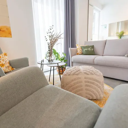 Hello Holidays Residenz - Haus Erde - Penthouse - Sauna - Parkplatz Bad Zwischenahn