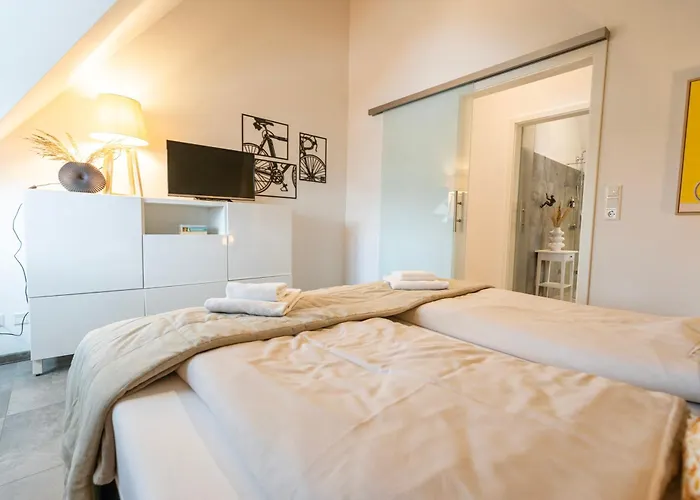 Residenz - Haus Erde - Penthouse - Sauna - Parkplatz Semesterbostad
