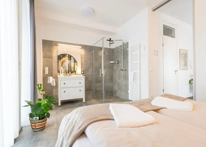 Residenz - Haus Erde - Penthouse - Sauna - Parkplatz Semesterbostad Bad Zwischenahn