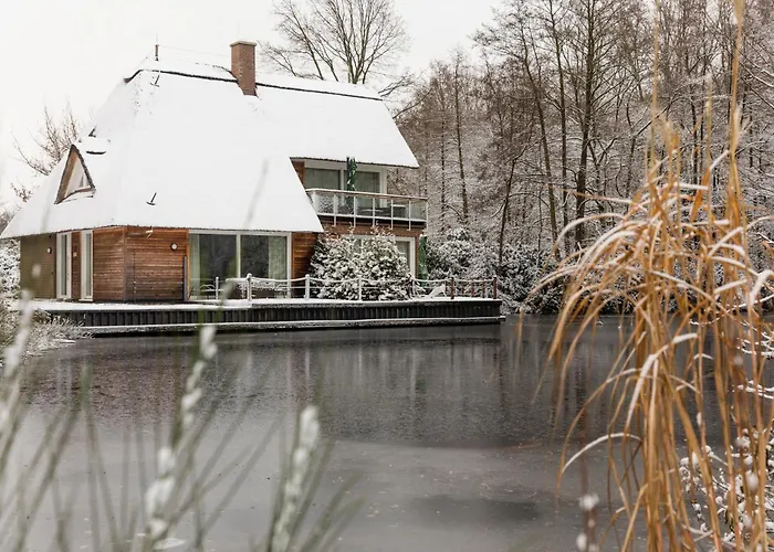 Semesterbostad Residenz - Haus Erde - Penthouse - Sauna - Parkplatz